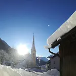 Sonnwendhof Lägenhet